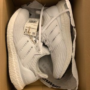 Brand new in box Adidas Ultraboost 4.0 primeblue